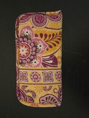 Vera Bradley Bali Gold Glasses Case
